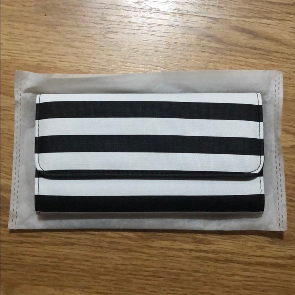 Kut from the Kloth Slim Striped Wallet